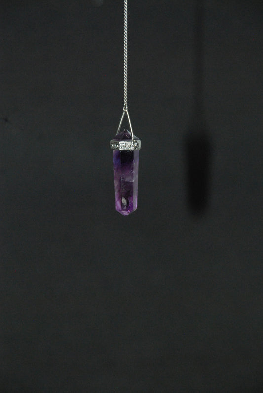 Pendulum (amethyst)