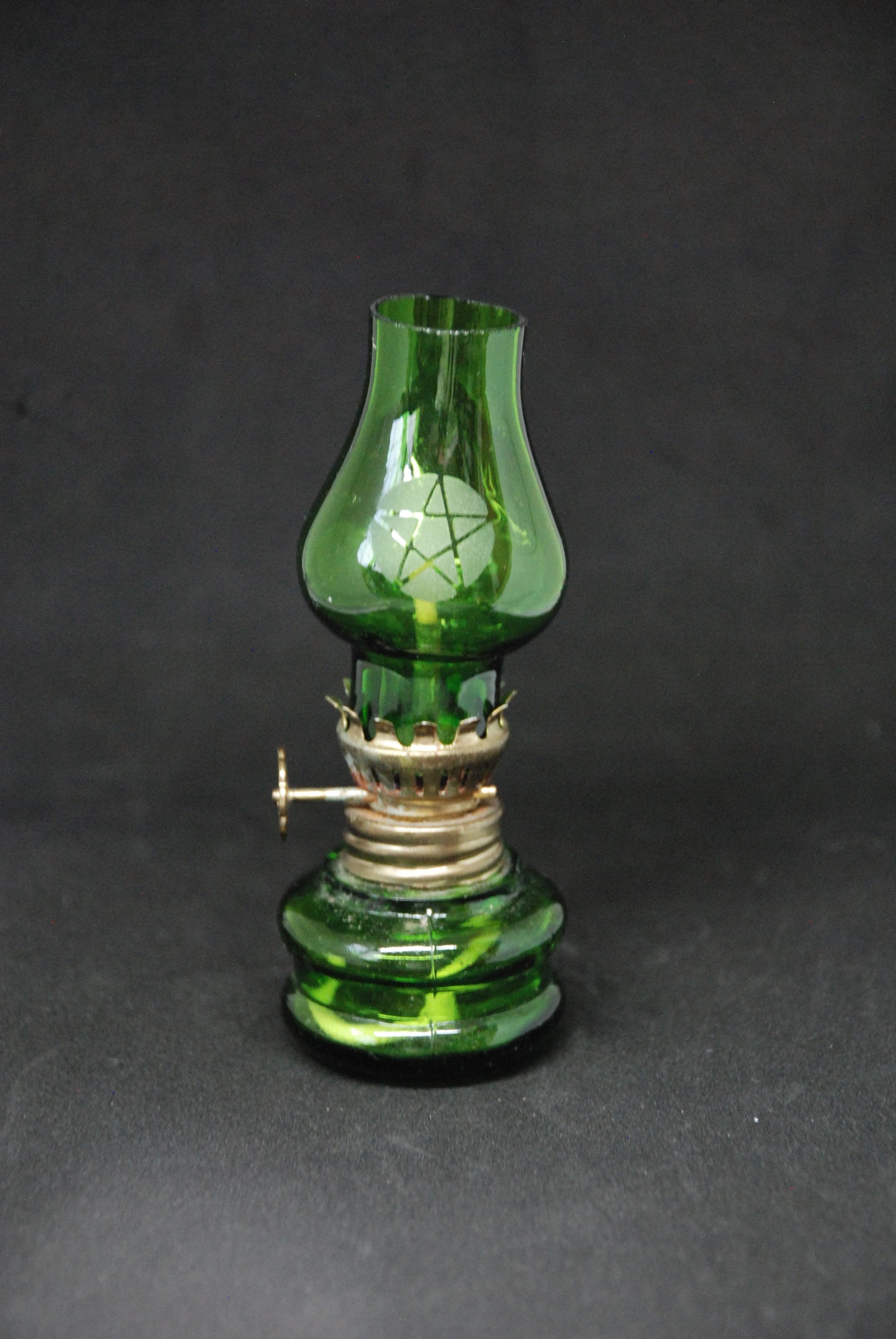 Oil lamp